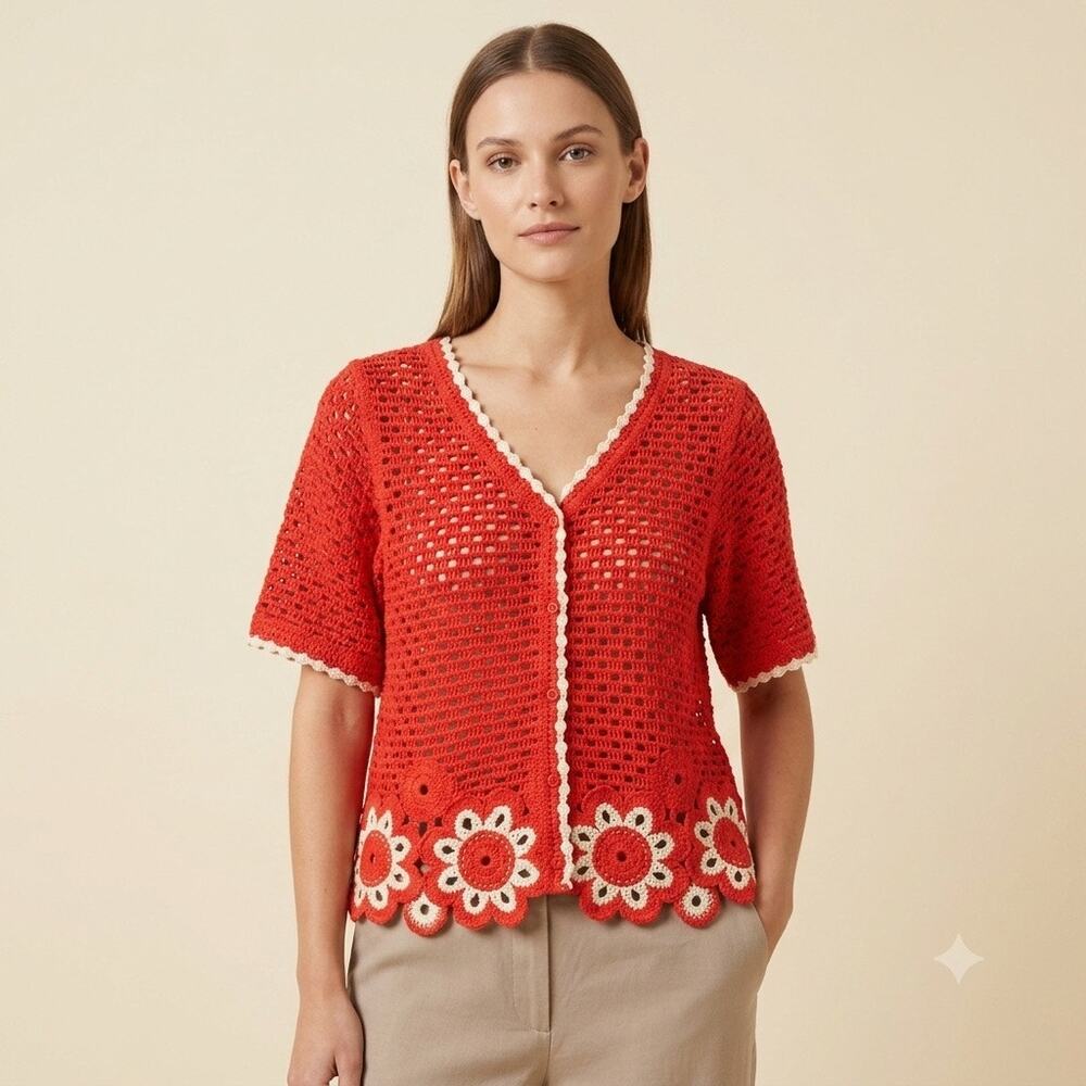 257-New’me Crochet Sweater size S/M NWT / PTP 18”
